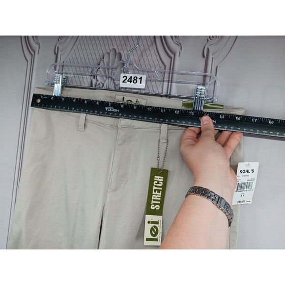 NWT L.E.I. Jeans Khaki Pants Women's SZ 11 Stretch High Waist MSRP $40.00 Flared - Picture 8 of 16